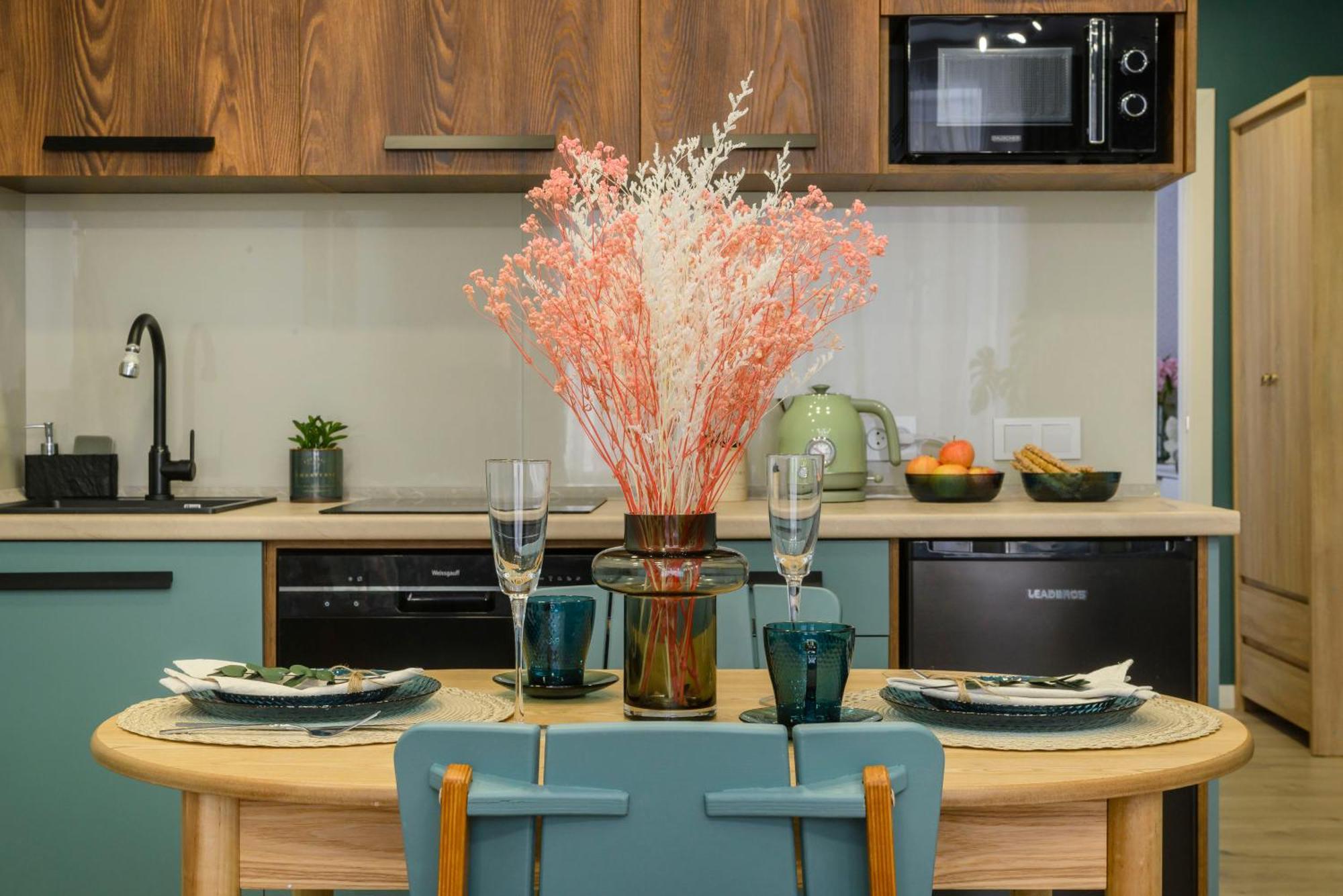 Mid-Century Charm Apartments В Центре Алматы Zewnętrze zdjęcie