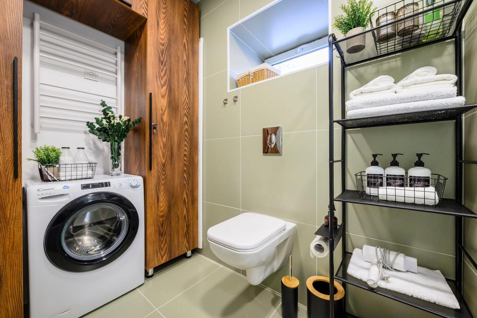 Mid-Century Charm Apartments В Центре Алматы Zewnętrze zdjęcie