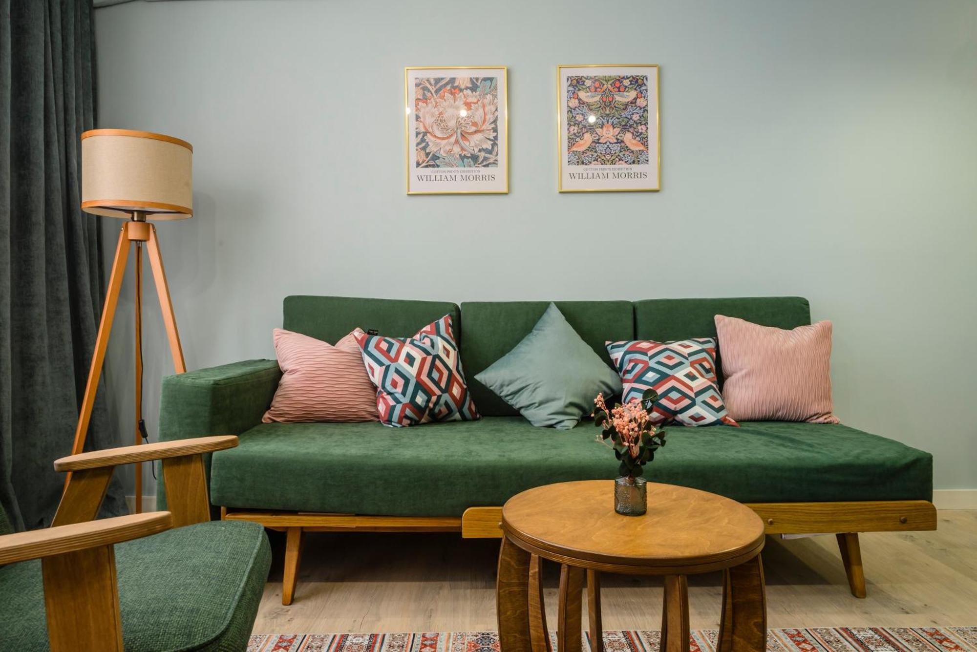 Mid-Century Charm Apartments В Центре Алматы Zewnętrze zdjęcie