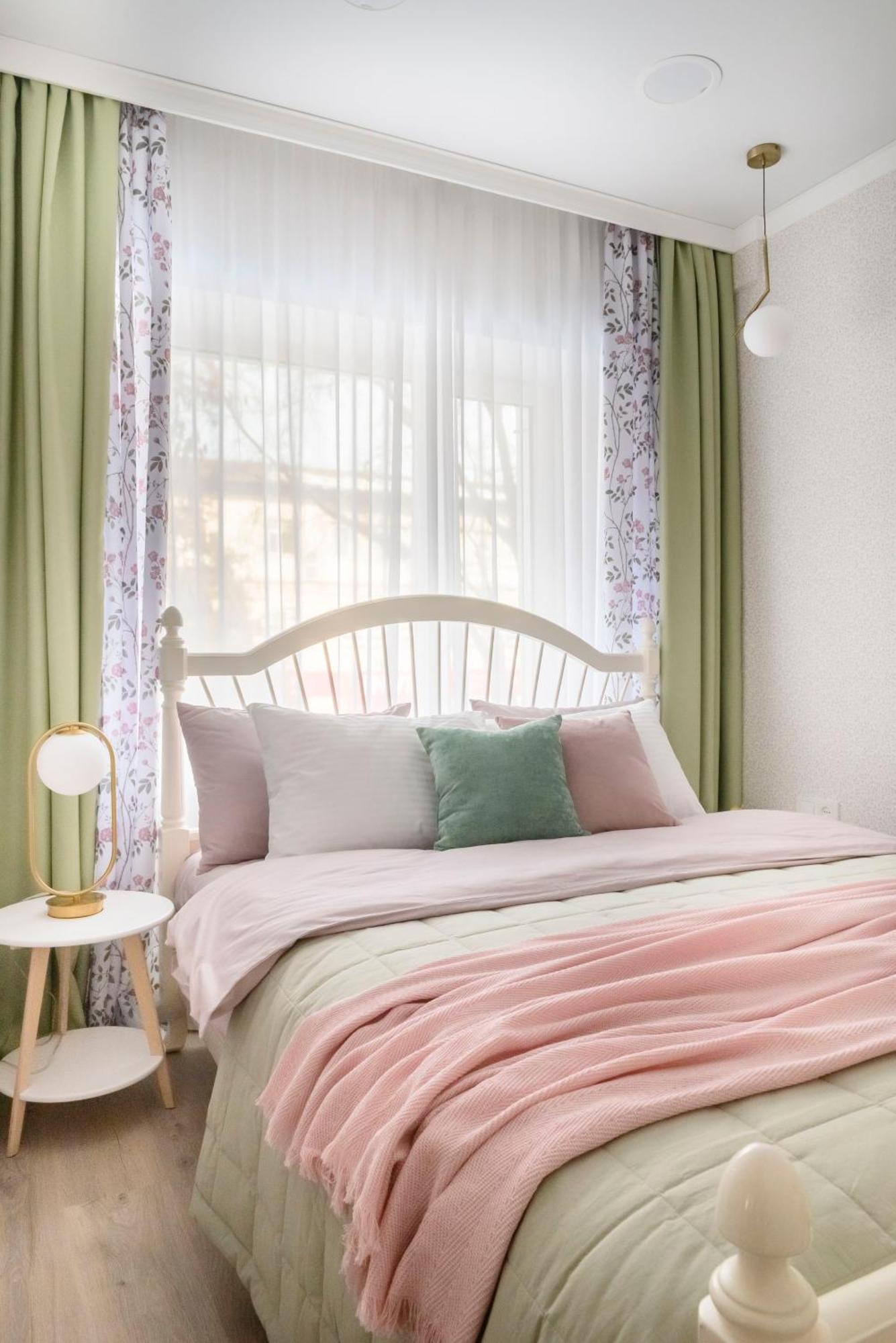 Mid-Century Charm Apartments В Центре Алматы Zewnętrze zdjęcie