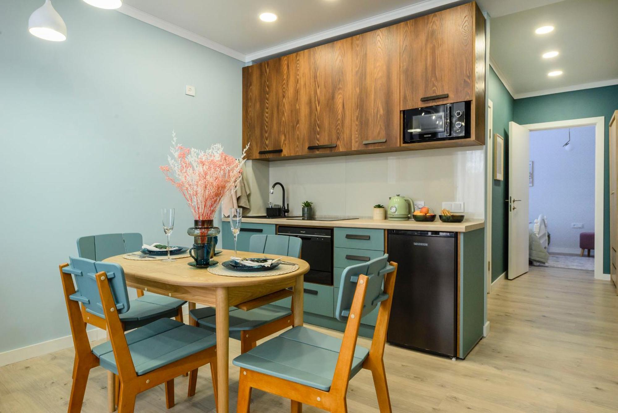 Mid-Century Charm Apartments В Центре Алматы Zewnętrze zdjęcie